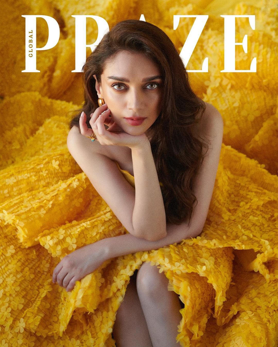 SOUTH INDIAN ACTRESS ADITI RAO HYDARI IN YELLOW GOWN 5